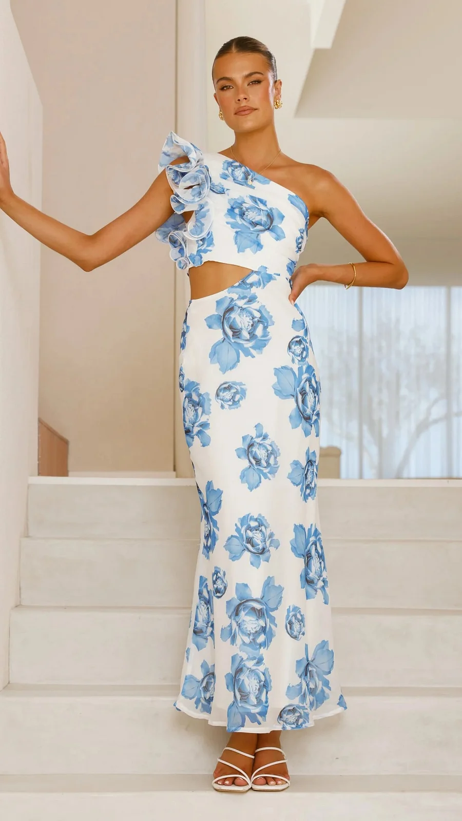 Lina™ - Eleganz und gewagter Stil