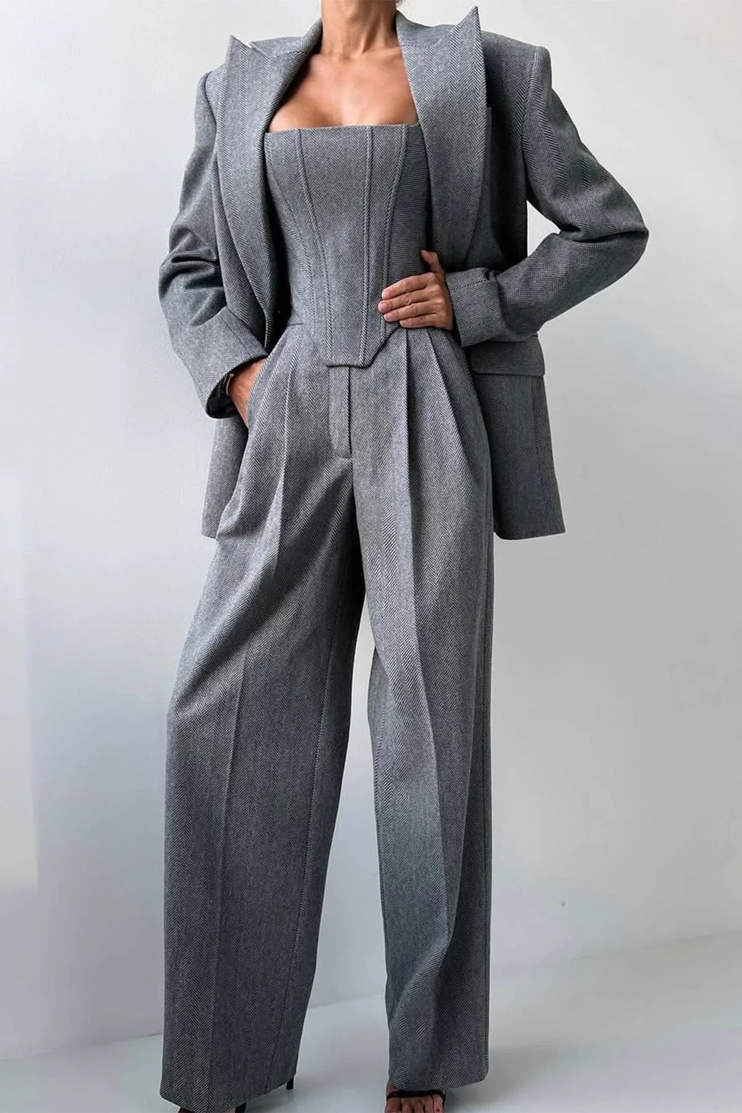 Alba™ - Dreiteiliges Set mit zweireihigem Blazer