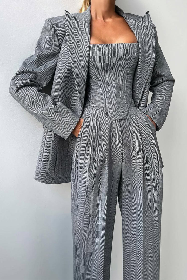 Alba™ - Dreiteiliges Set mit zweireihigem Blazer