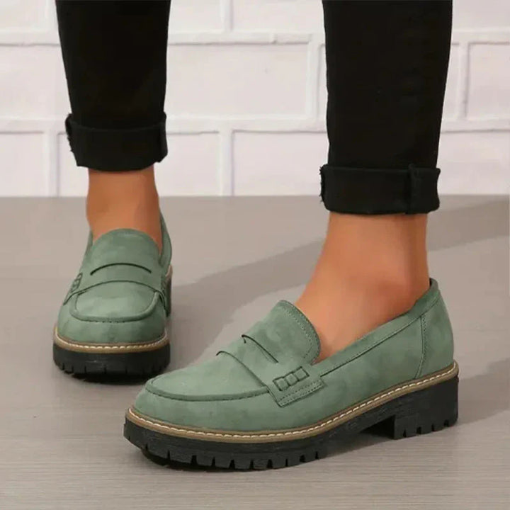 Jennifer™ Klassische Loafers aus Wildleder