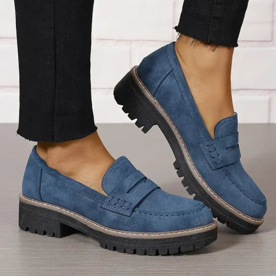 Jennifer™ Klassische Loafers aus Wildleder