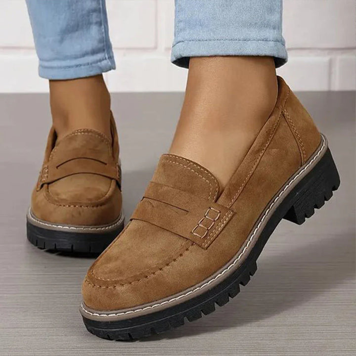 Jennifer™ Klassische Loafers aus Wildleder