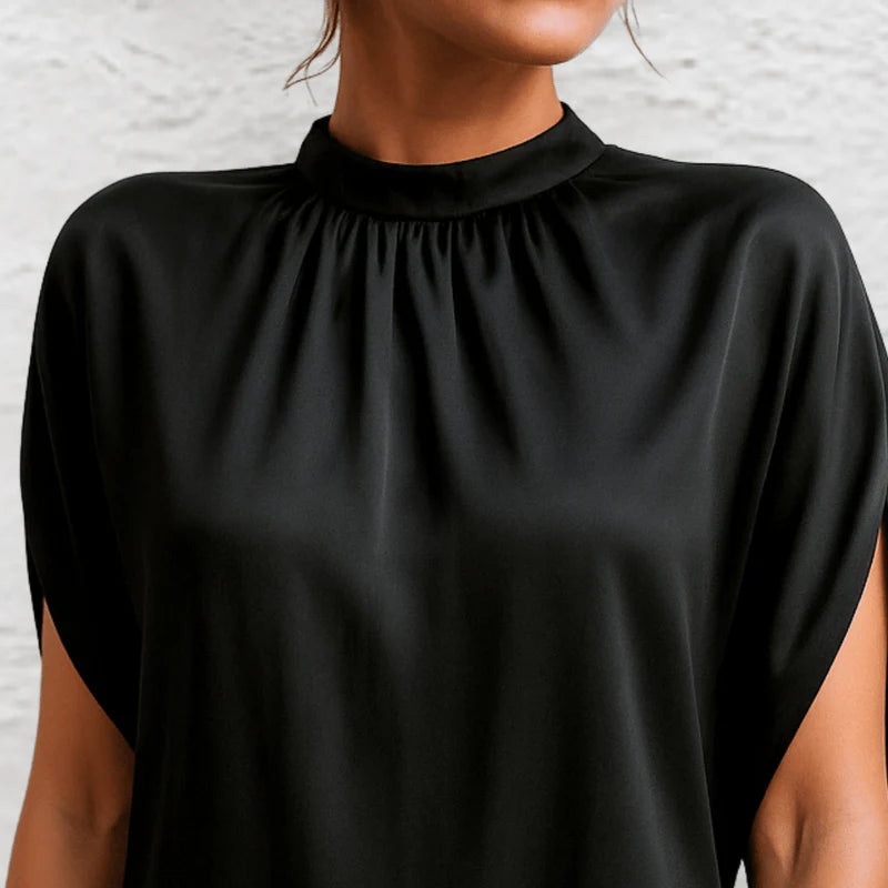 Liora™ – Minikleid mit drapierten Schultern in Schwarz
