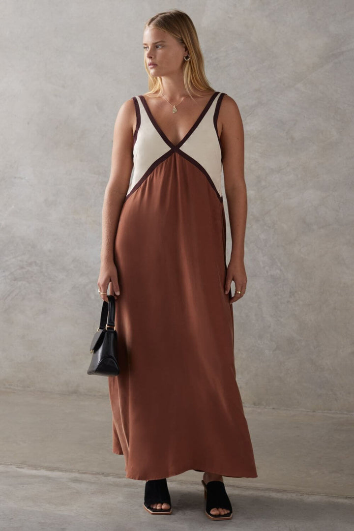 Loretta™ - Midikleid mit Velourseffekt