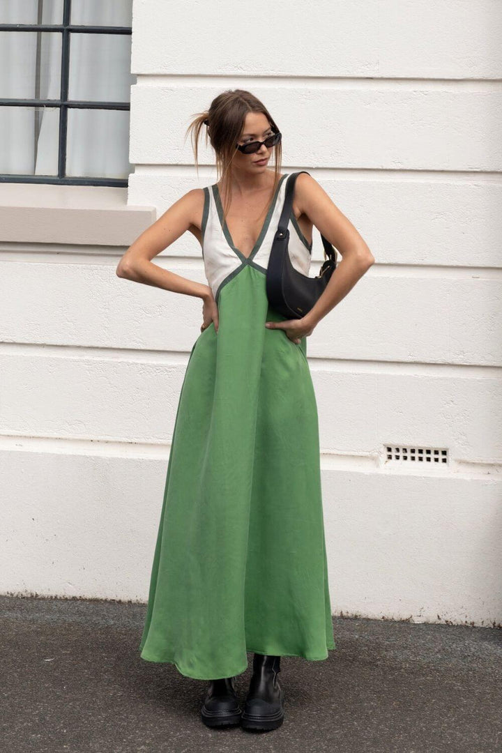 Loretta™ - Midikleid mit Velourseffekt