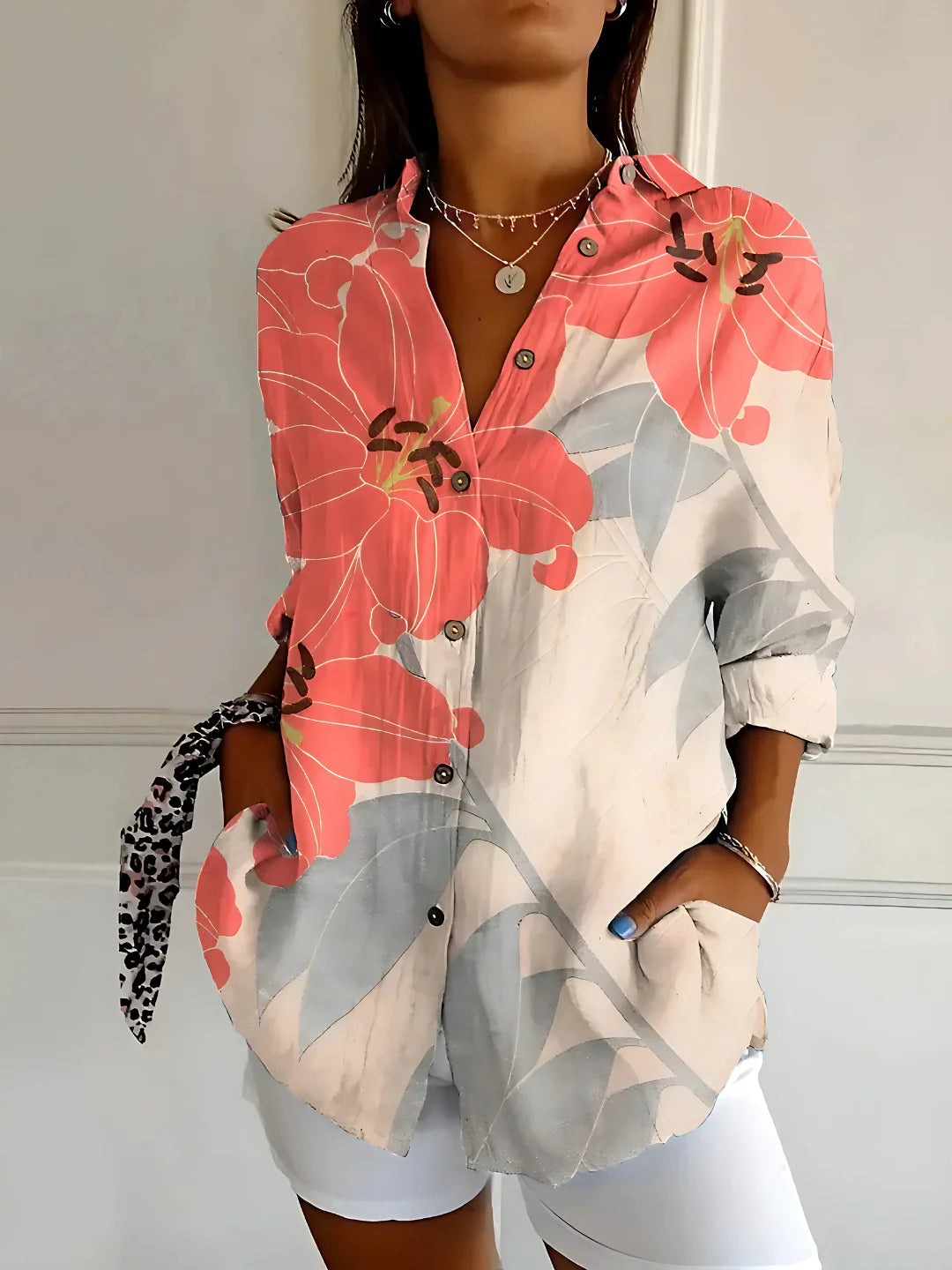 Viviana™ – Bluse mit Blumenwellenmuster